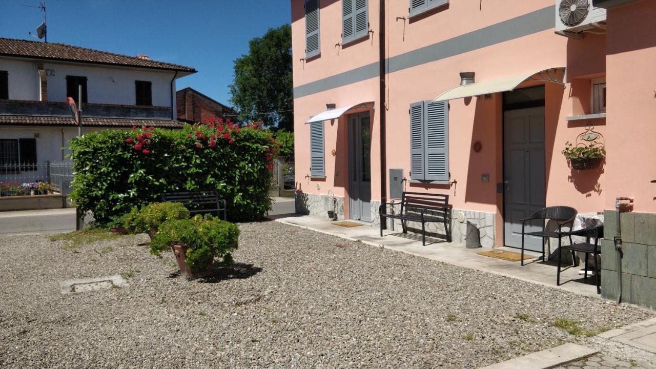 Marinella Guest House Cornale 외부 사진